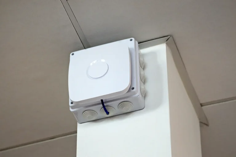 Gateway de communication Tabletcar installée en concession